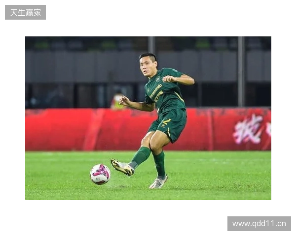 梁诺恒：父亲身体不好希望踢港超照顾他，盼浙江队能拿中超冠军